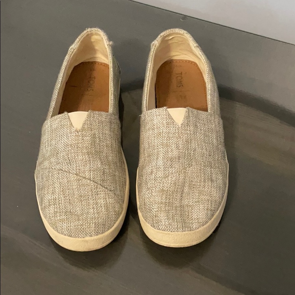 Women’s Toms